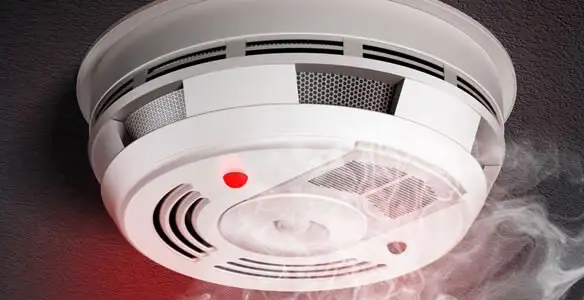 Installed smoke detector providing reliable fire detection in Clearwater, FL